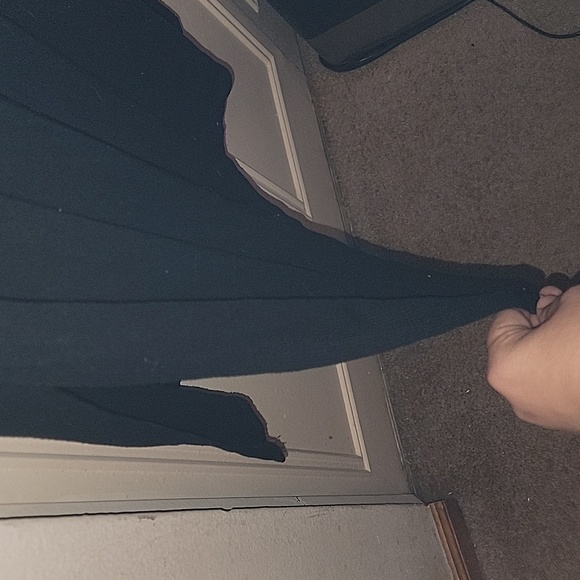 Ribbed Turtleneck Midi Dress - Picture 5 of 9